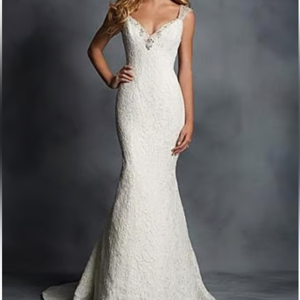Alfred Angelo White Lace Wedding Dress